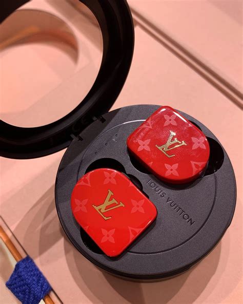 Louis Vuitton’s Horizon Monogram Earphones 